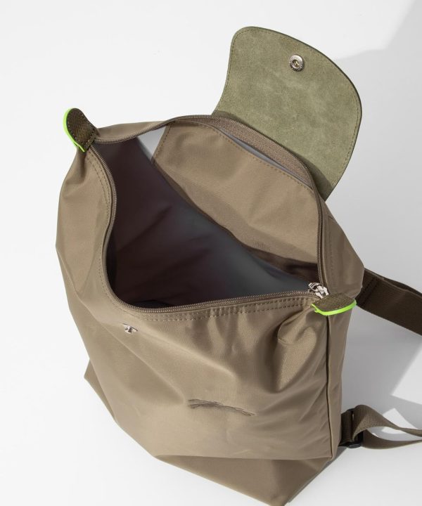 Longchamp Le Pliage Green M Backpack for Women in Artichaut micro center