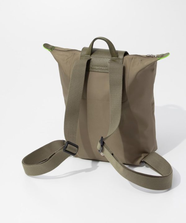 Longchamp Le Pliage Green M Backpack for Women in Artichaut green
