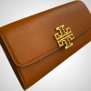 Tory Burch Women's Britten Pebble Leather Envelope Wallet (Moose)