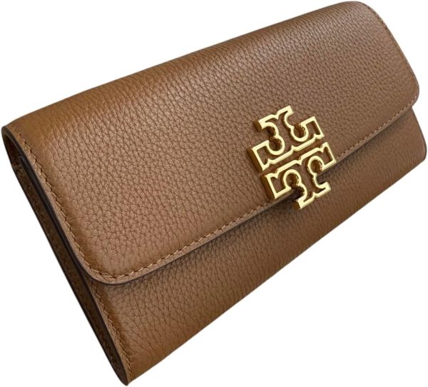 Tory Burch Women's Britten Pebble Leather Envelope Wallet (Moose) britten lachrymae viola