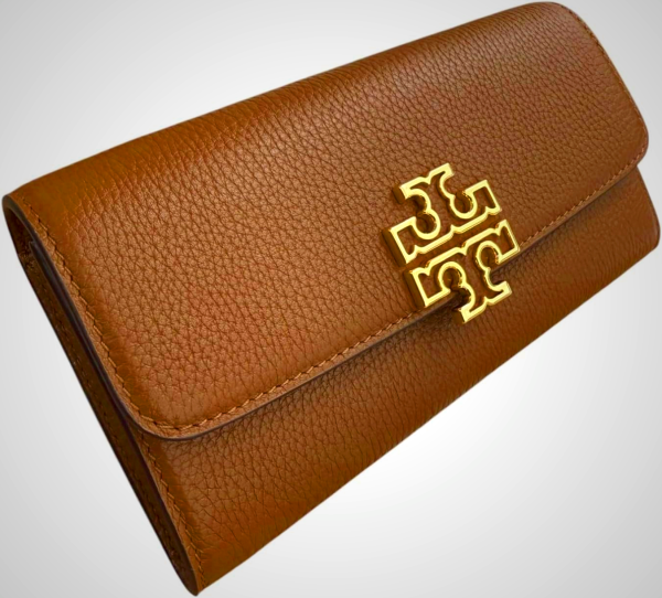 Tory Burch Women's Britten Pebble Leather Envelope Wallet (Moose)